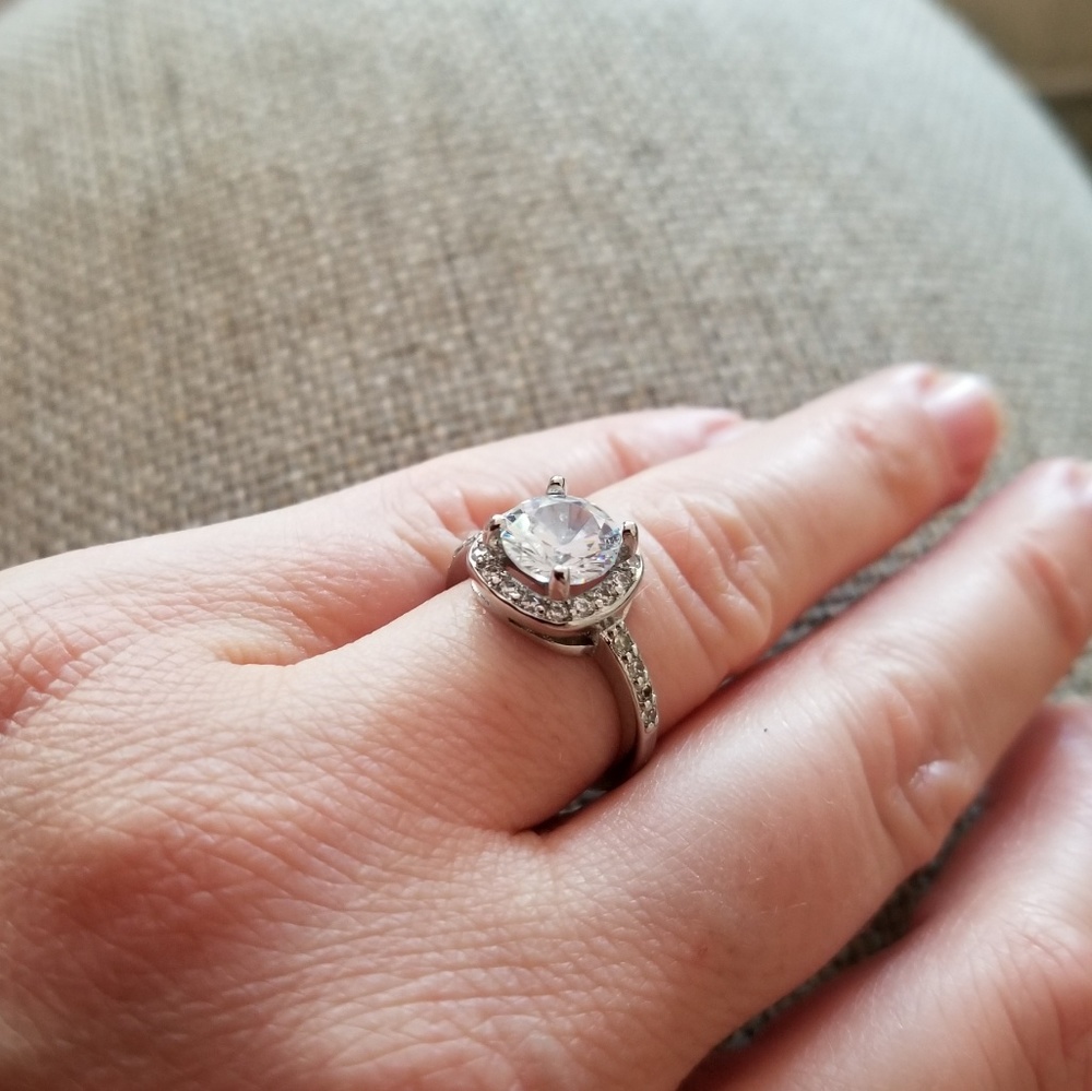.925 Sterling Silver Cushioned Radiant AAA cz Ring - Picture 6 of 8